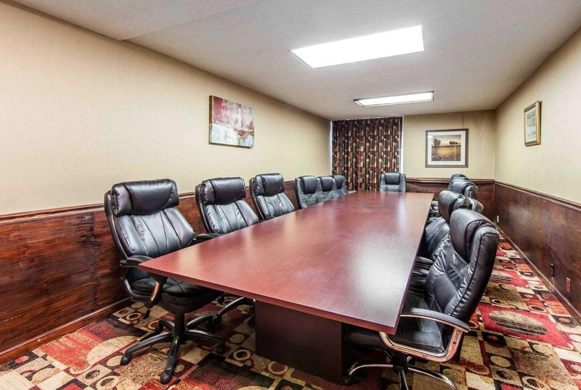 Готель Wingate By Wyndham Marietta Conference Center Ohio Екстер'єр фото